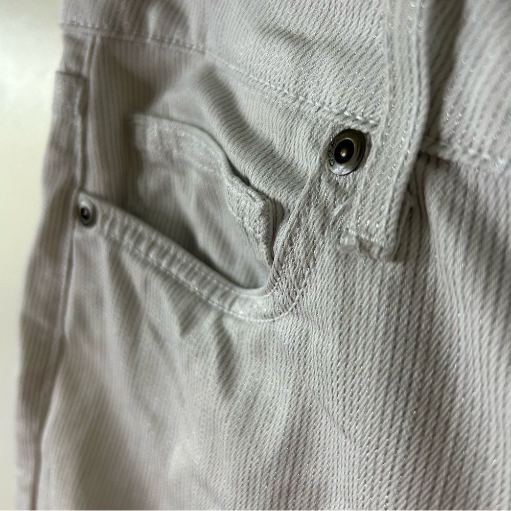 Cache Cream Skinny Jean Pants Shimmery Metallic Pinstripes 10 Made in USA Preppy - Picture 9 of 13